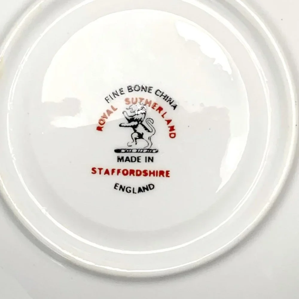 HERE'S THE TEA - Picture 9 of 12